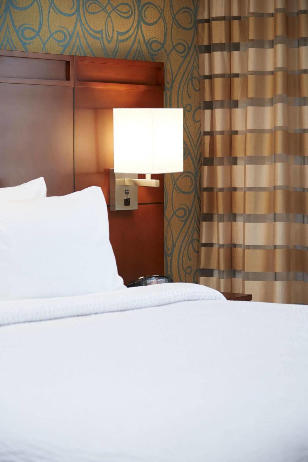 Courtyard By Marriott Ithaca Airport/University Exterior foto
